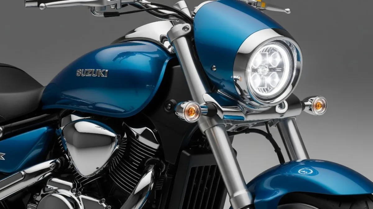 Suzuki Boulevard S40